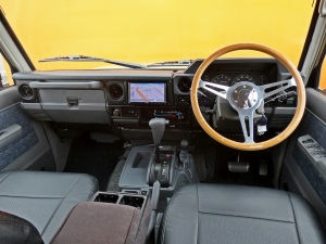 ランクル７０キャンプ　アウトドア　レジャー　４ＷＤ　ＳＵＶ