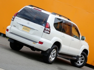 ランクルプラドキャンプ　アウトドア　レジャー　４ＷＤ　ＳＵＶ