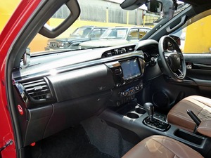 ハイラックスキャンプ　アウトドア　レジャー　４ＷＤ　ＳＵＶ