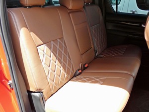 ハイラックスキャンプ　アウトドア　レジャー　４ＷＤ　ＳＵＶ