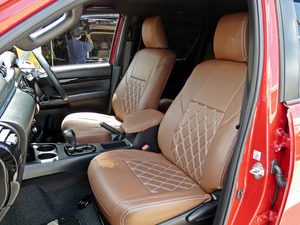 ハイラックスキャンプ　アウトドア　レジャー　４ＷＤ　ＳＵＶ
