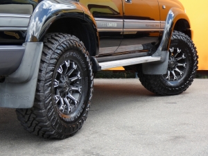 ランクル８０キャンプ　アウトドア　レジャー　４ＷＤ　ＳＵＶ