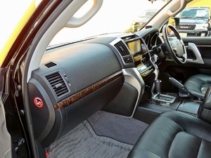 ランクル２００キャンプ　アウトドア　レジャー　４ＷＤ　ＳＵＶ