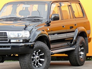 ランクル８０最終モデル　リフトアップ　アウトドア　キャンプ