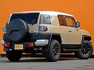 ＦＪクルーザーキャンプ　アウトドア　ベージュ　４ＷＤ