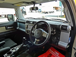 ＦＪクルーザーキャンプ　アウトドア　ベージュ　４ＷＤ
