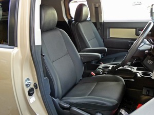ＦＪクルーザーキャンプ　アウトドア　ベージュ　４ＷＤ