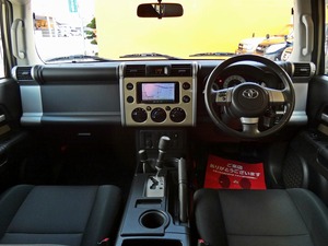 ＦＪクルーザーキャンプ　アウトドア　ベージュ　４ＷＤ