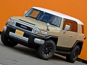 ＦＪクルーザーキャンプ　アウトドア　ベージュ　４ＷＤ