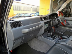ランクル８０後期モデル　リフトアップ　アウトドア　キャンプ