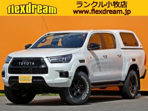 ハイラックスアウトドア　キャンプ　車中泊　バンライフ　１BOX　ベッド　キャンピングカー