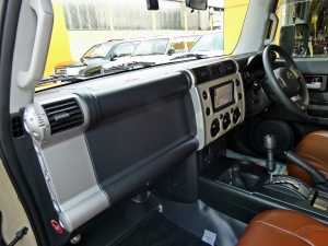 ＦＪクルーザー４ｘ４ＡＲＢ　キャンプ　アウトドア
