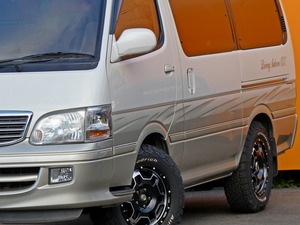 ハイエース100系１００系ハイエース　ディーゼルターボ　特別仕様車