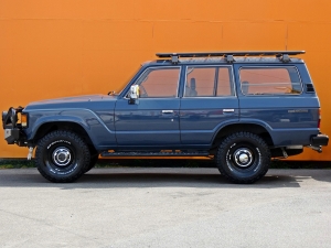 ランクル６０ディーゼルターボ　４ｘ４ＡＲＢ　ランクル６０　丸目