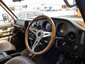 ランクル６０ディーゼルターボ　４ｘ４ＡＲＢ　ランクル６０　丸目