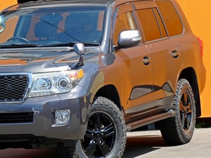 ランクル２００リフトアップ　グレー　４ｘ４ＡＲＢ　アウトドア