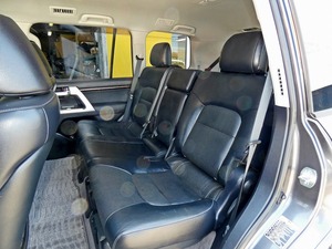 ランクル２００リフトアップ　グレー　４ｘ４ＡＲＢ　アウトドア