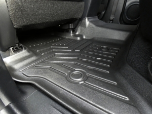 ハイラックス新車アウトレットキャンプ　アウトドア　レジャー　４ＷＤ　ＳＵＶ