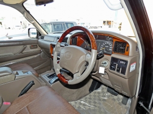 ランクル８０最終モデル　丸目　４ｘ４ＡＲＢ　アウトドア