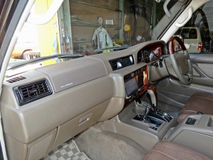 ランクル８０最終モデル　丸目　４ｘ４ＡＲＢ　アウトドア