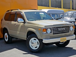 ランクルプラド丸目フェイス　アウトドア　キャンプ