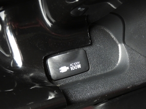 ハイエースバン丸目クラシックカスタム　FD-classic　ベッド付き