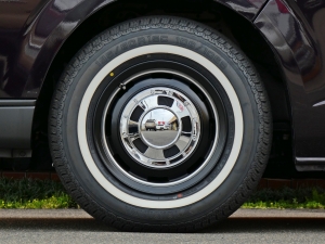 ハイエースバン丸目クラシックカスタム　FD-classic　ベッド付き