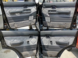 ランクル６０ガソリン　オートマ　ランクル６０　丸目　リフトアップ