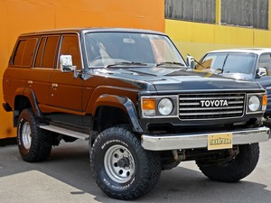 ランクル６０ガソリン　オートマ　ランクル６０　丸目　リフトアップ