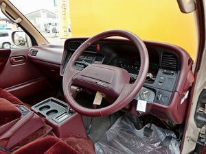 ハイエース100系ディーゼル　４ＷＤ　１００ハイエース　