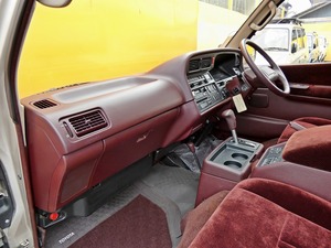 ハイエース100系ディーゼル　４ＷＤ　１００ハイエース　