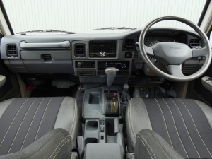 ランクルプラドキャンプ　アウトドア　レジャー　４ＷＤ　ＳＵＶ