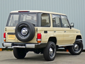 ランクルプラドキャンプ　アウトドア　レジャー　４ＷＤ　ＳＵＶ