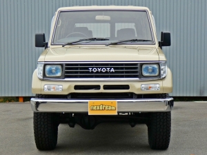 ランクルプラドキャンプ　アウトドア　レジャー　４ＷＤ　ＳＵＶ