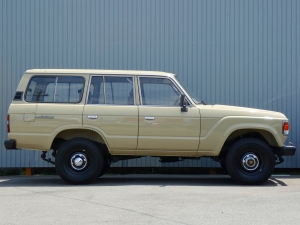 ランクル６０キャンプ　アウトドア　レジャー　４ＷＤ　ＳＵＶ