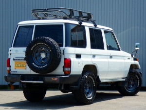 ランクル７０キャンプ　アウトドア　レジャー　４ＷＤ　ＳＵＶ