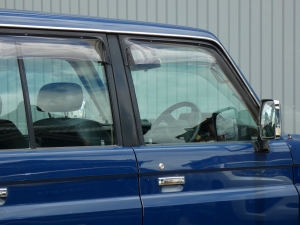 ランクル７０4WD 70 軽油　アウトドア　