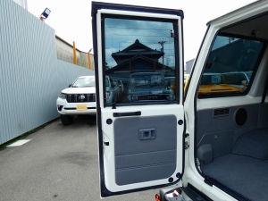 ランクル７０キャンプ　アウトドア　レジャー　４ＷＤ　ＳＵＶ