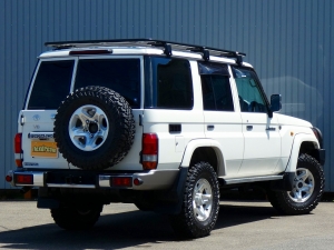 ランクル７０キャンプ　アウトドア　レジャー　４ＷＤ　ＳＵＶ