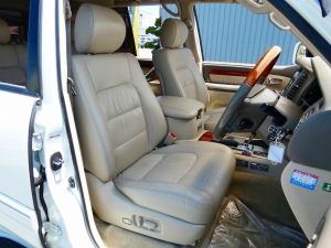 ランクル１００キャンプ　アウトドア　レジャー　４ＷＤ　ＳＵＶ