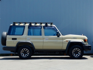 ランクル７０キャンプ　アウトドア　レジャー　４ＷＤ　ＳＵＶ