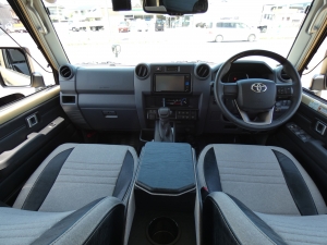 ランクル７０キャンプ　アウトドア　レジャー　４ＷＤ　ＳＵＶ