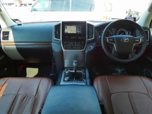 ランクル２００キャンプ　アウトドア　レジャー　４ＷＤ　ＳＵＶ