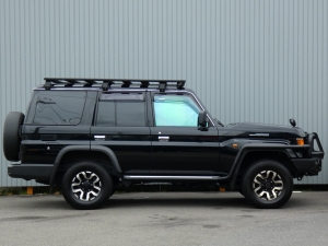 ランクル７０キャンプ　アウトドア　レジャー　４ＷＤ　ＳＵＶ