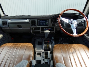 ランクルプラドキャンプ　アウトドア　レジャー　４ＷＤ　ＳＵＶ