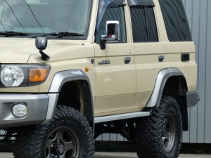 ランクル７０キャンプ　アウトドア　レジャー　４ＷＤ　ＳＵＶ