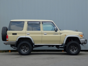 ランクル７０キャンプ　アウトドア　レジャー　４ＷＤ　ＳＵＶ
