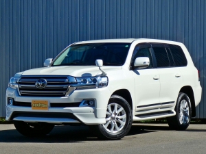ランクル２００キャンプ　アウトドア　レジャー　４ＷＤ　ＳＵＶ