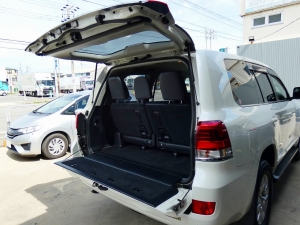 ランクル２００キャンプ　アウトドア　レジャー　４ＷＤ　ＳＵＶ