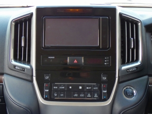 ランクル２００キャンプ　アウトドア　レジャー　４ＷＤ　ＳＵＶ